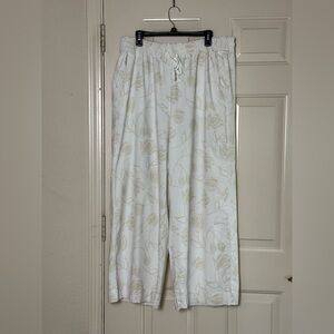 NEW Lane Bryant Light Beige Floral Print Wide Leg Pants Size 18